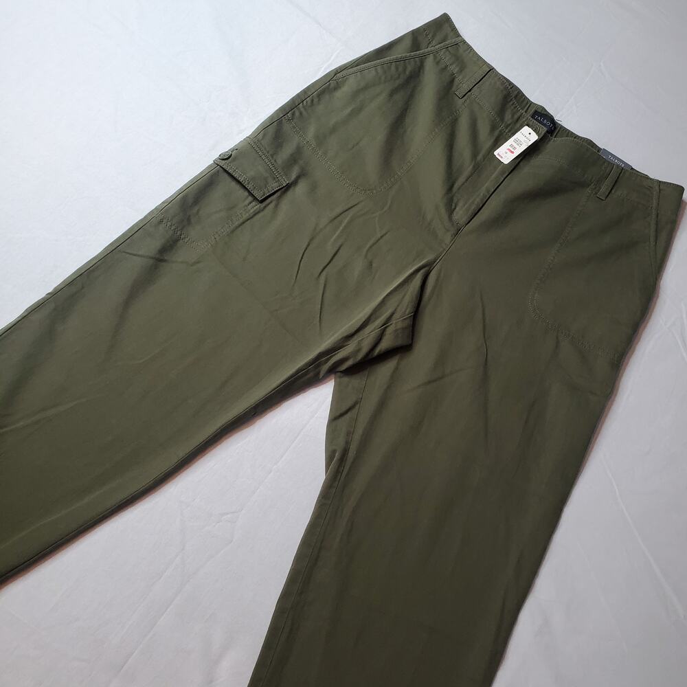 Talbots Women's Size 16 NWT Super Soft Cargo Pant Cropped Straight Leg Green